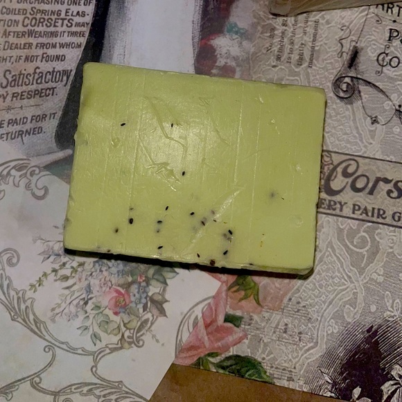 Temp sold out Face soap for large pores, blackheads, & for skin care - Picture 9 of 9